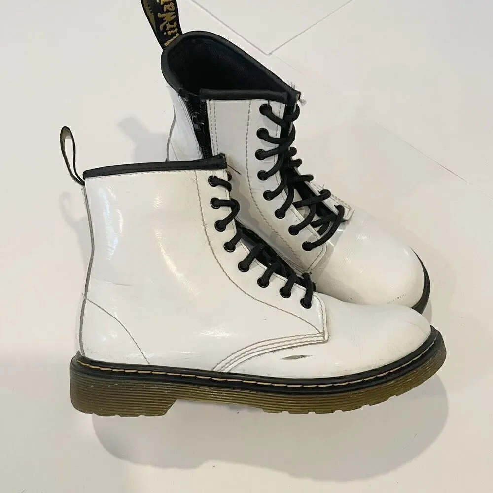 Dr. Martens style 1460 Combat Boot White Patent leather Girls Size 5